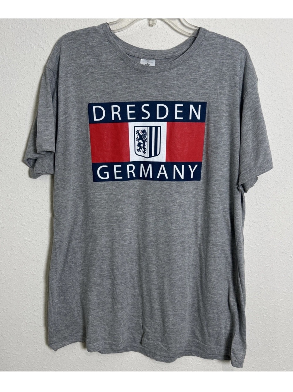Dresden Germany Coat Of Arms Saxony Retro Style Gray T-Shirt Men’s Size XL